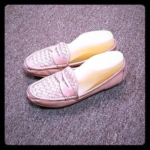 PEACH LEATHER WHITE MOUNTAIN LOAFERS